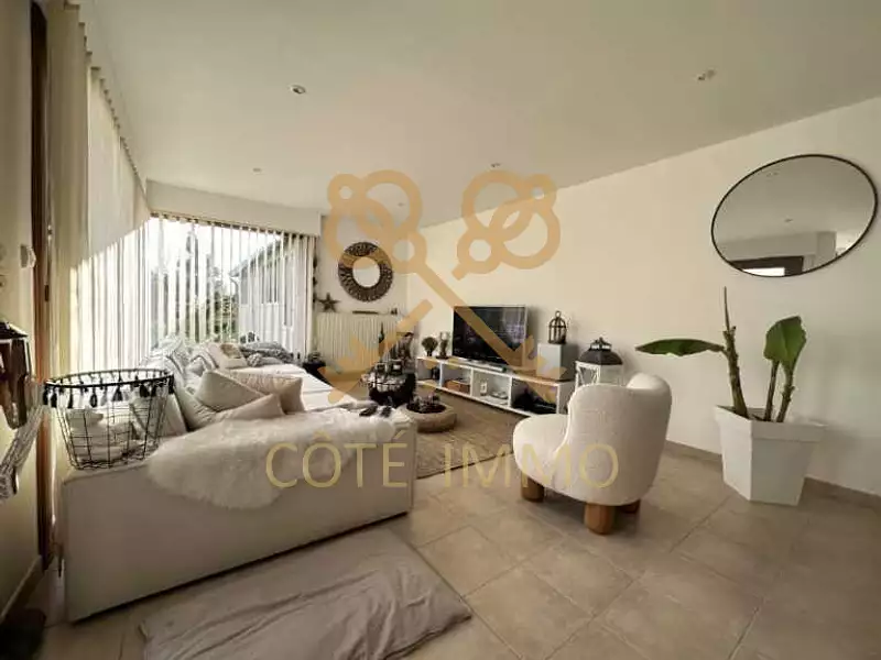 Maison, 160 m²