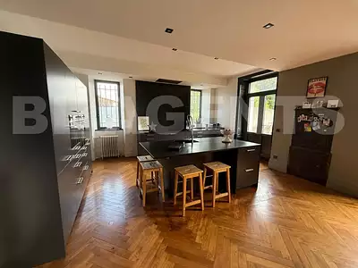 Maison, 390 m²