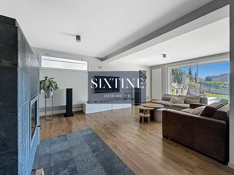 Maison, 315 m²