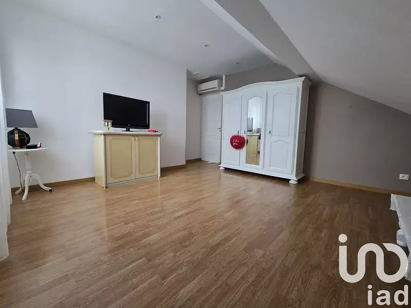 Maison, 160 m²