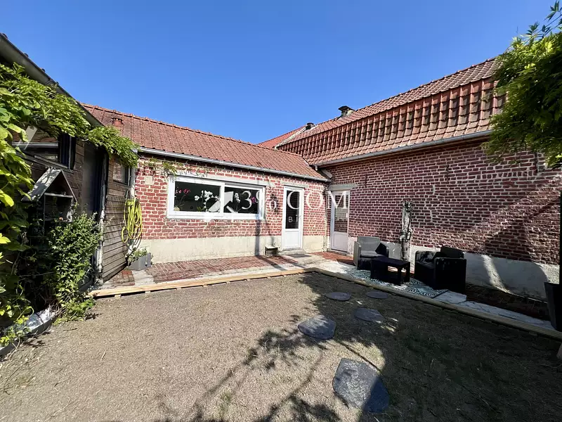 Maison, 99 m²