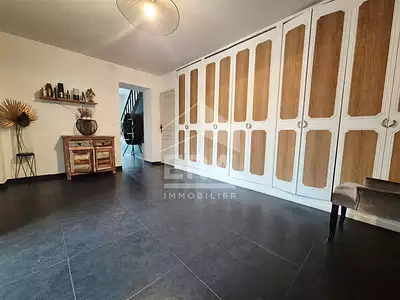 Maison, 272 m²