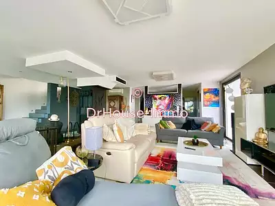 Maison, 260 m²
