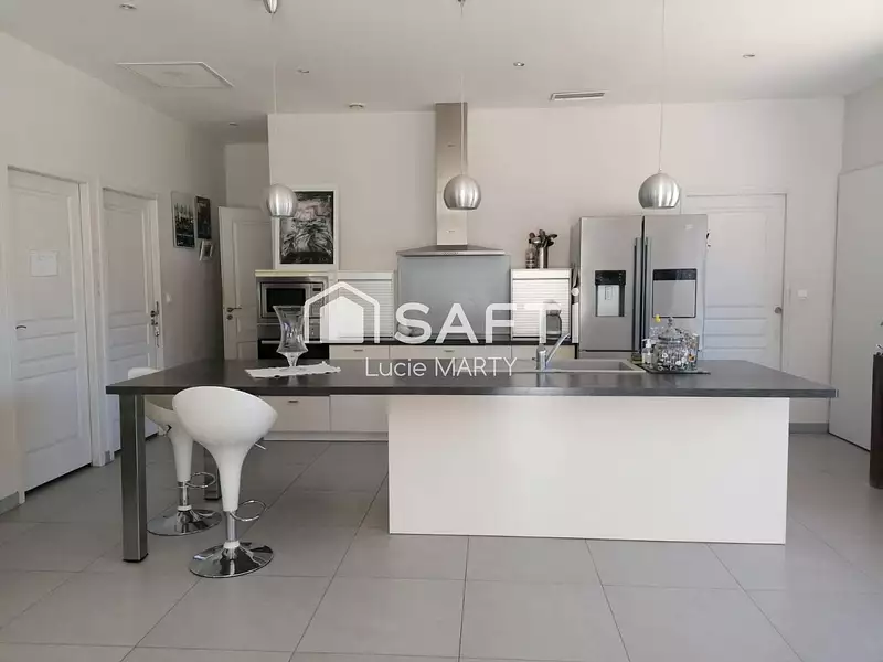 Maison, 114 m²