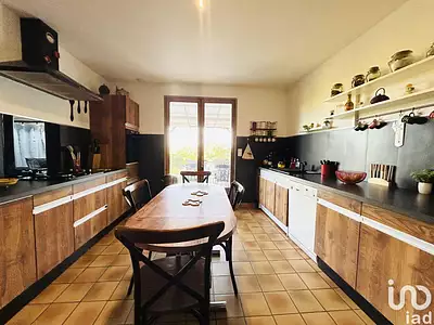 Maison, 185 m²
