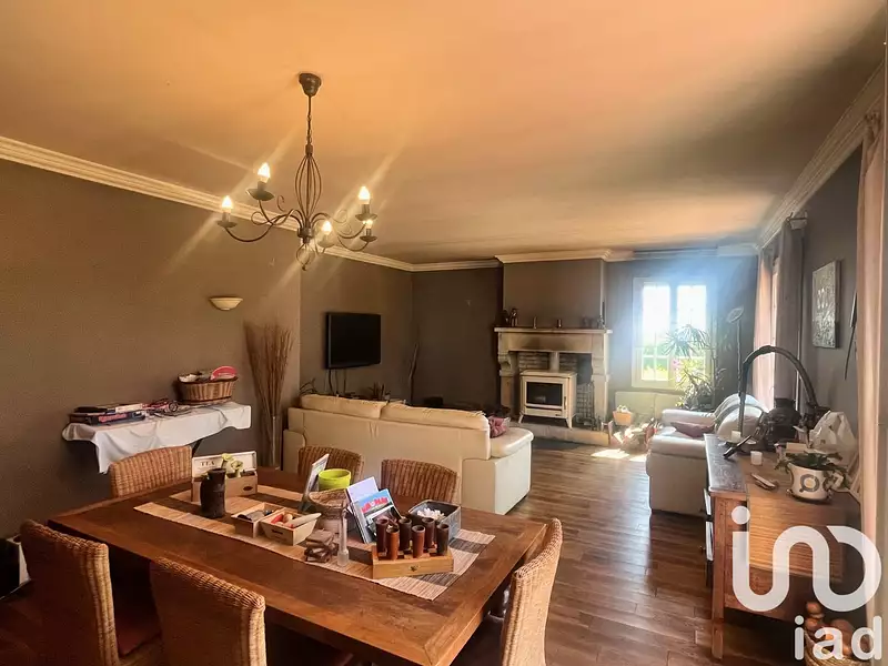 Maison, 239 m²