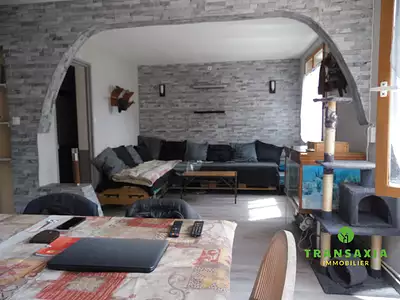 Maison, 209 m²