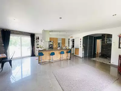 Maison, 229 m²