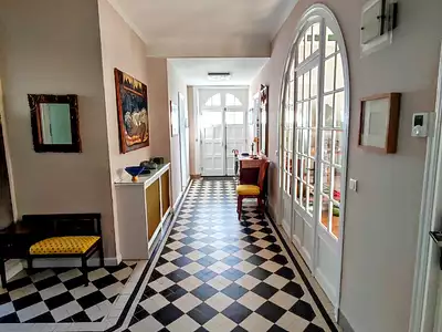Maison, 281 m²
