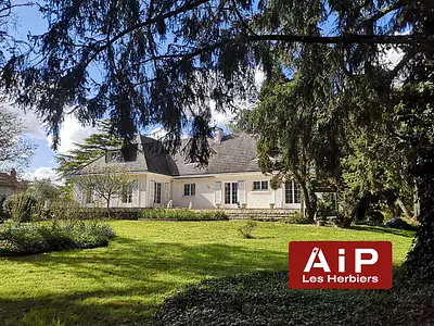 Maison, 370 m²