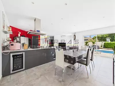 Maison, 89 m²