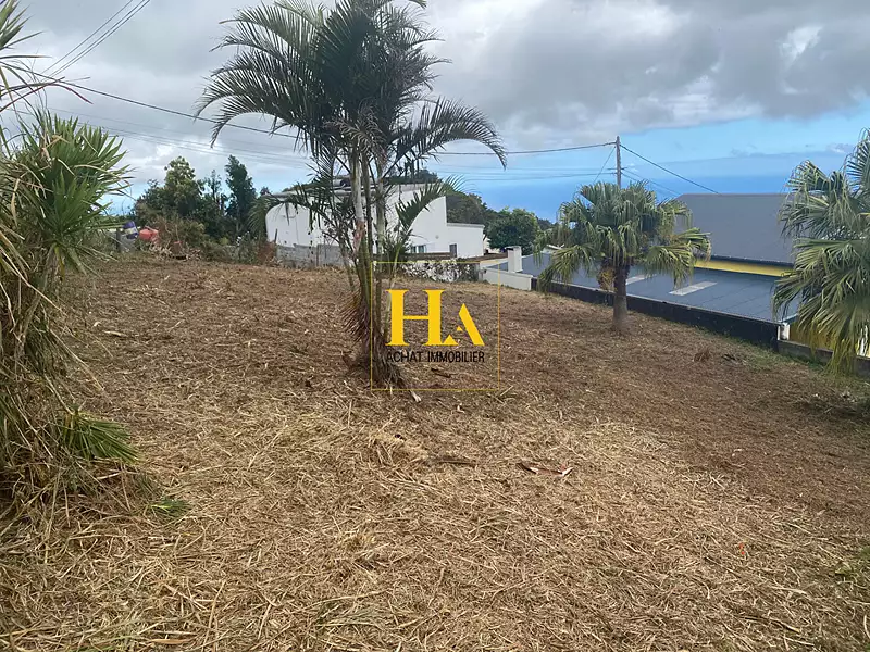 Terrain, 586 m²