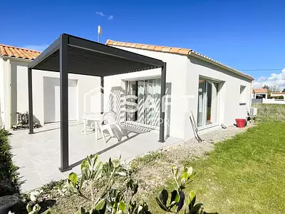 Maison, 99 m²