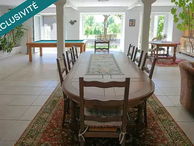Maison, 335 m²