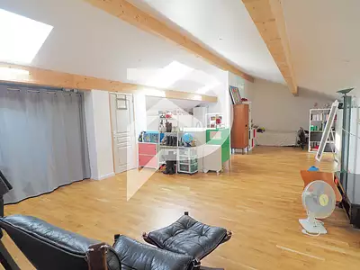 Maison, 261 m²