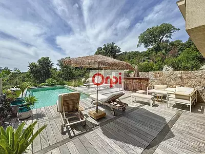 Maison, 163 m²