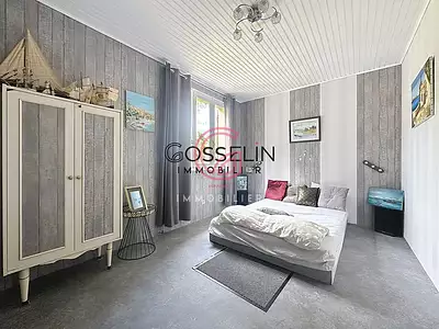 Maison, 254,39 m²