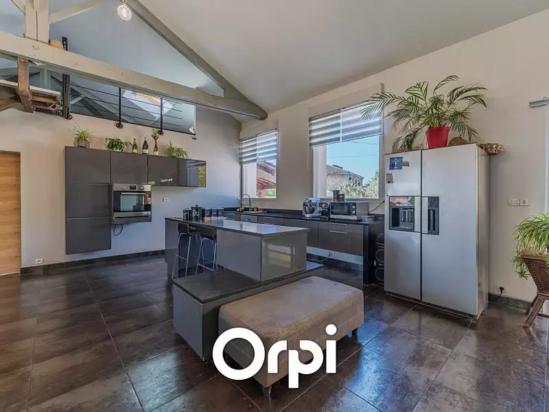 Maison, 170 m²