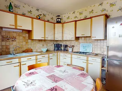 Maison, 197 m²