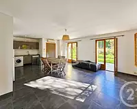 Maison, 222,2 m²