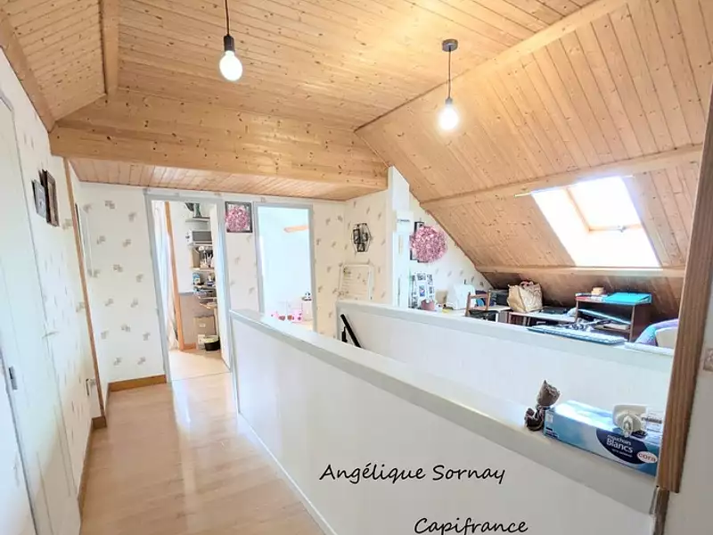 Maison, 167 m²