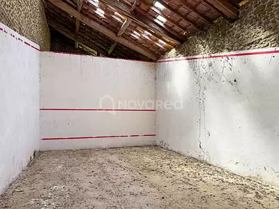 Maison, 325 m²