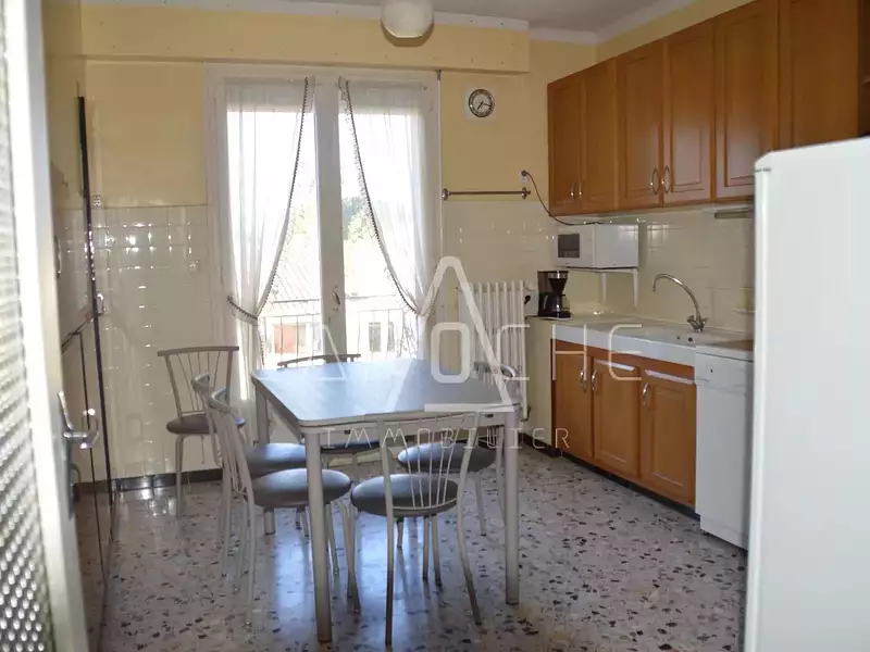 Maison, 163 m²
