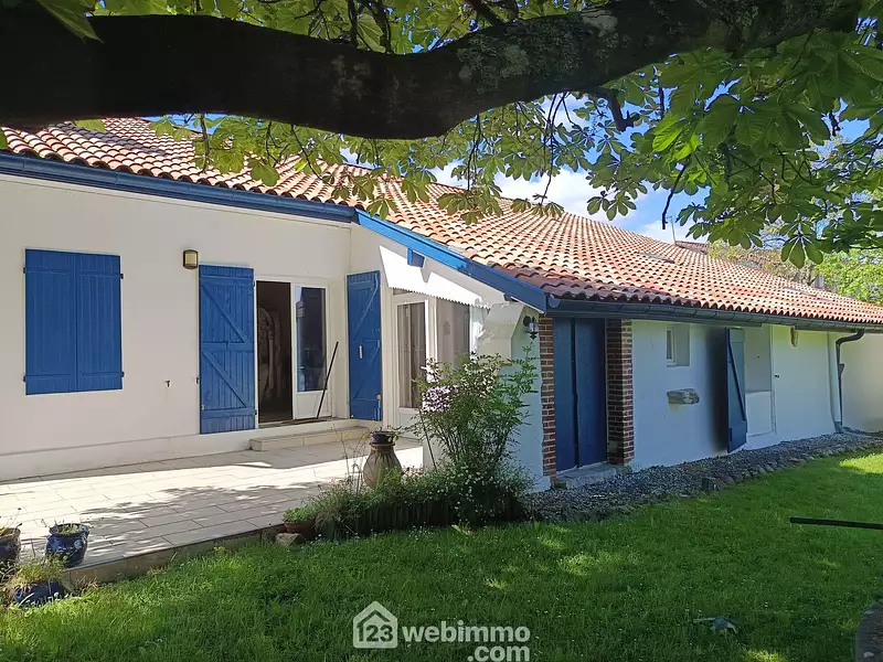 Maison, 200 m²