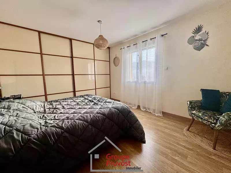 Maison, 174 m²