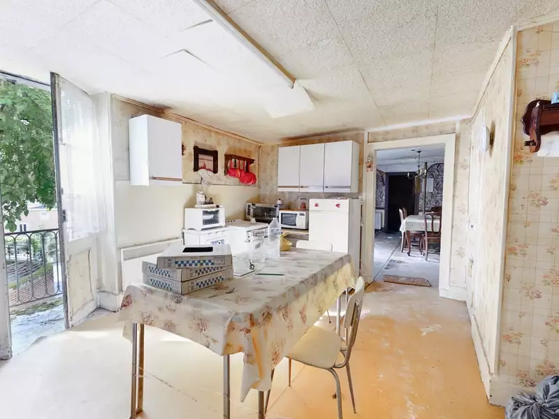 Maison, 250 m²