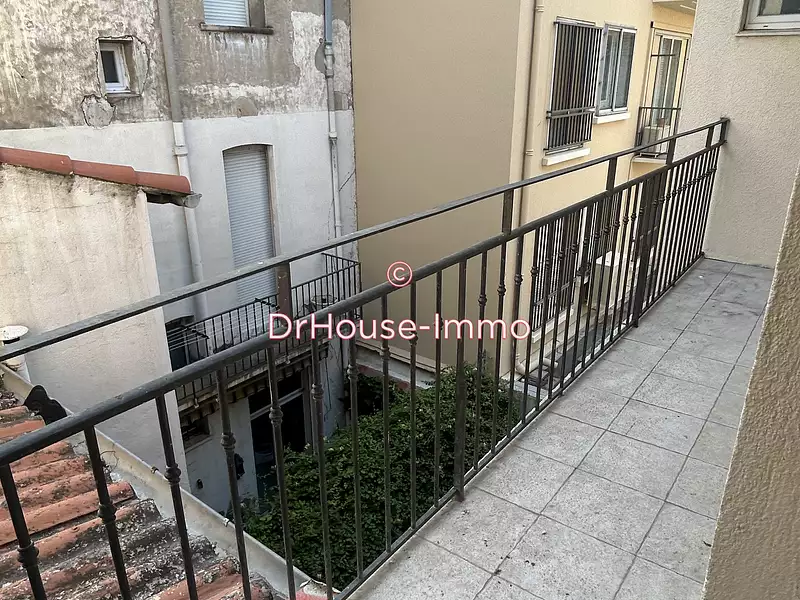 Immeuble, 300 m²