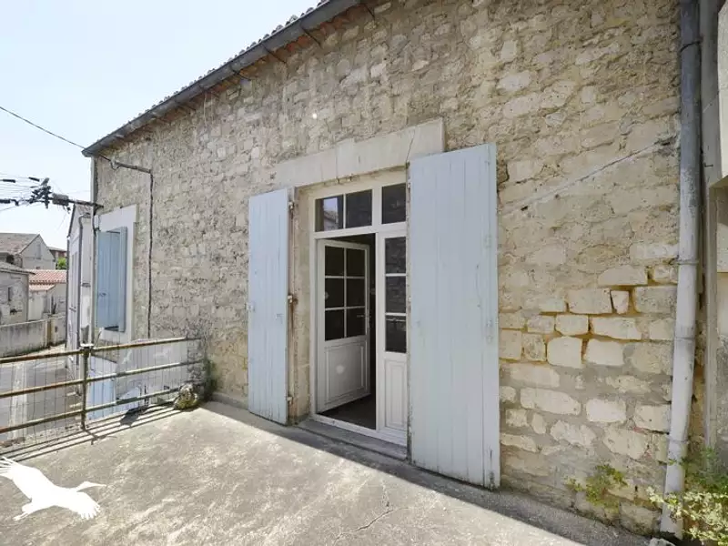 Maison, 211 m²