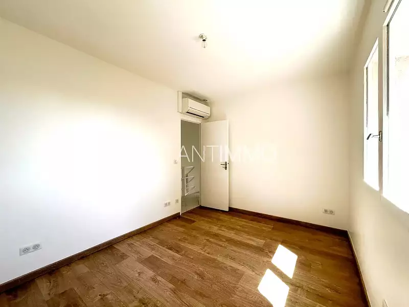 Maison, 97 m²
