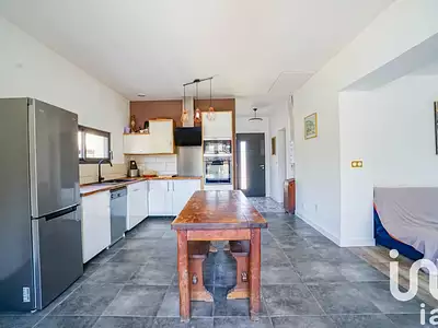 Maison, 77 m²