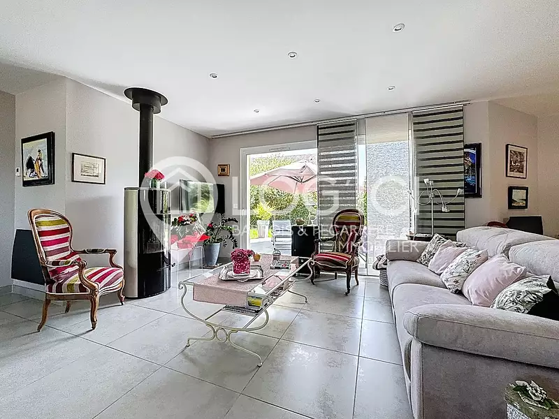 Maison, 115 m²