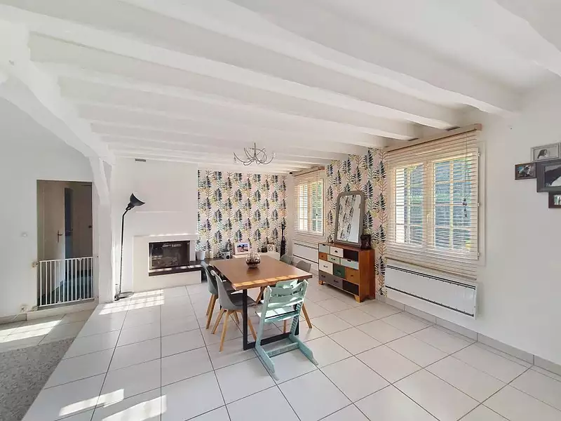Maison, 167 m²