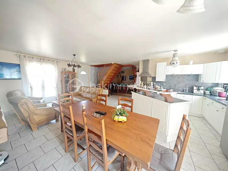 Maison, 109 m²