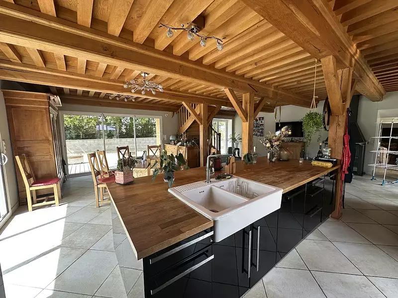 Maison, 230 m²
