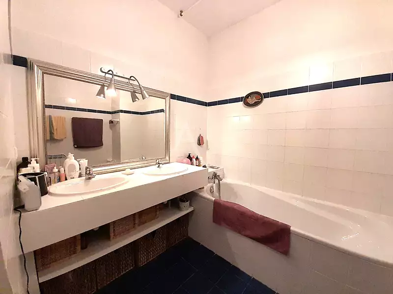 Maison, 198 m²