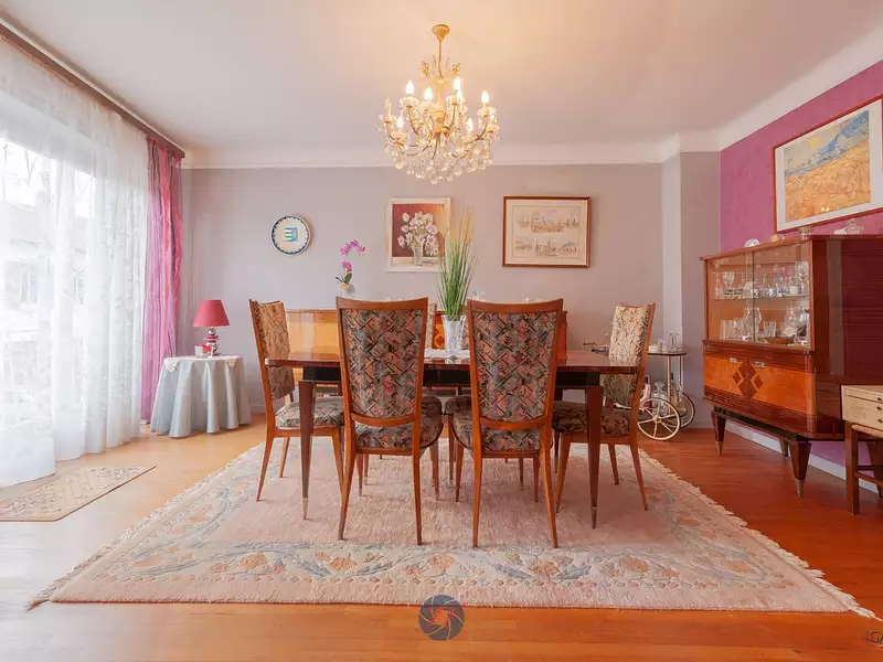 Maison, 214 m²
