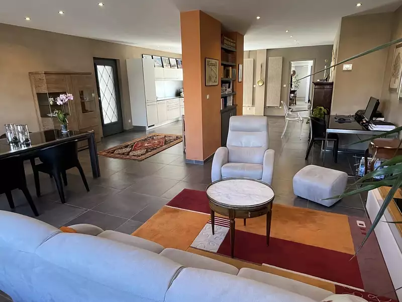 Maison, 170 m²
