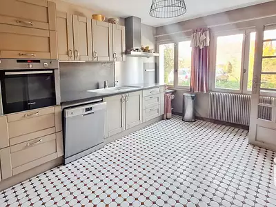 Maison, 170 m²