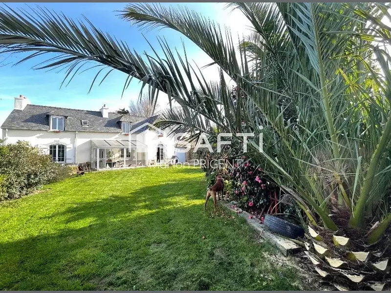 Maison, 176 m²