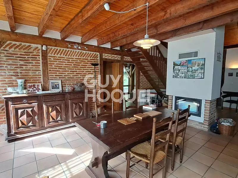 Maison, 163 m²