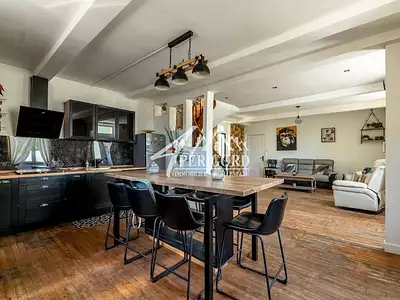 Maison, 217 m²
