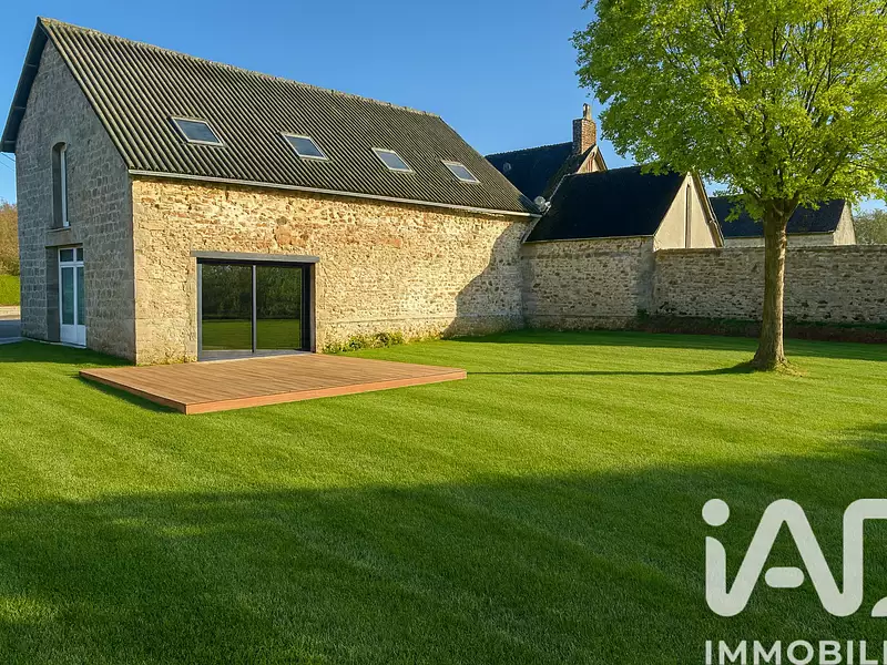 Maison, 270 m²