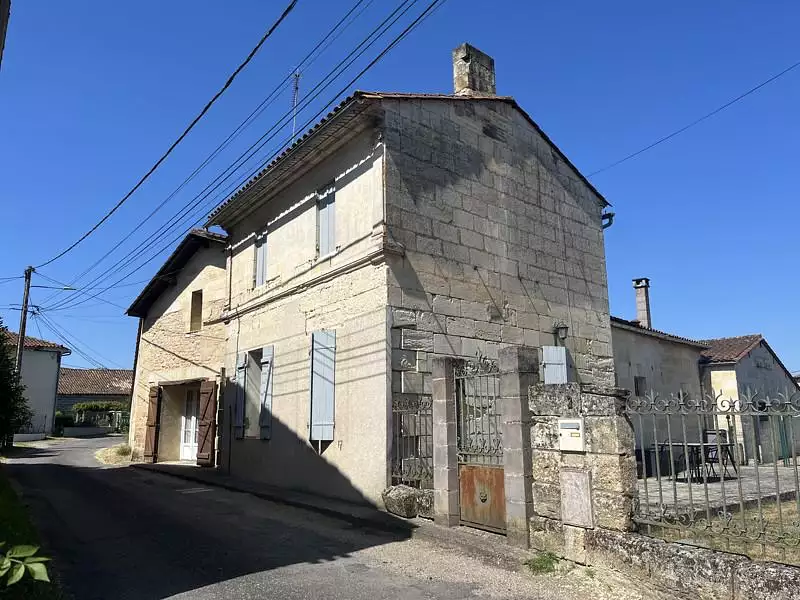 Maison, 154 m²