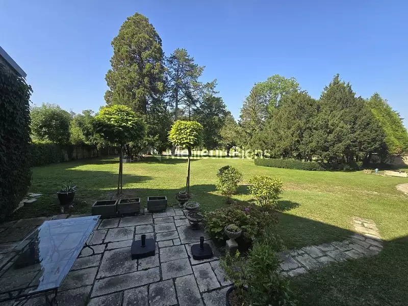 Maison, 271 m²