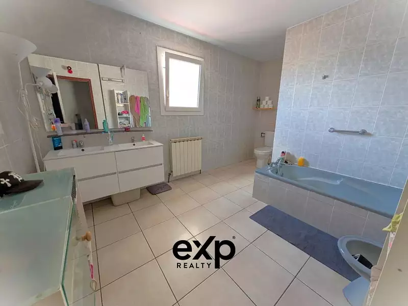 Maison, 132 m²