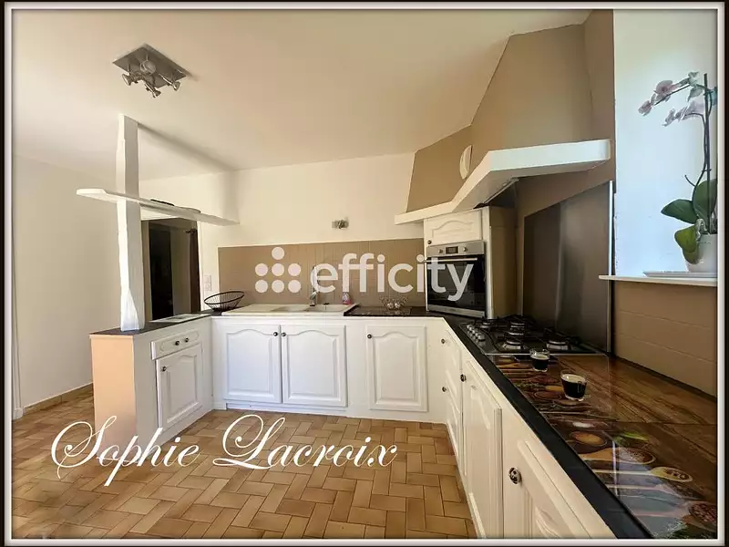 Maison, 212 m²